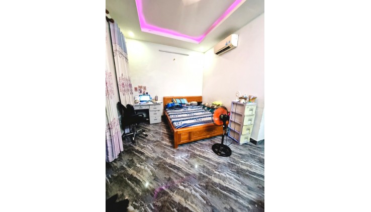 Bán Nhà Mặt Tiền 4 Tầng Xe Tải Tránh 75m2_5x15m Gần Phạm Văn Đồng Linh Đông Thủ Đức Chỉ 8,x tỷ